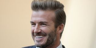 Tunsoarea lui Beckham, moda anului 2016 la barbati, potrivit hairstylistului Cristi Pascu