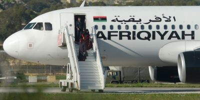 O aeronava a fost deturnata din Libia spre Malta cu 118 persoane la bord. Atacatorii ar fi simpatizanti ai lui Muammar Kadhafi