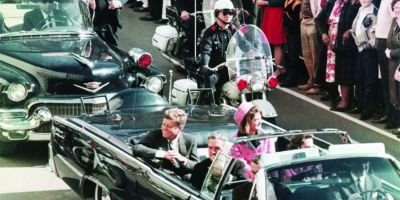9 teorii privind asasinarea presedintelui J.F. Kennedy, inainte de publicarea a zeci de mii de documente secrete legate de acest eveniment